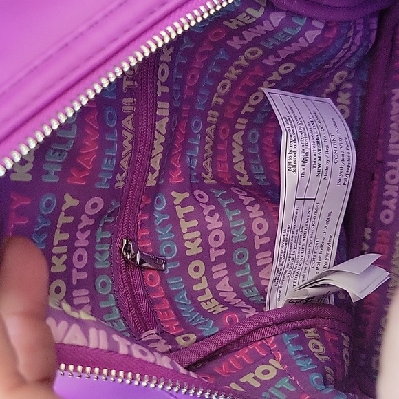 Loungefly Sanrio mini backpack - Picture 4 of 4